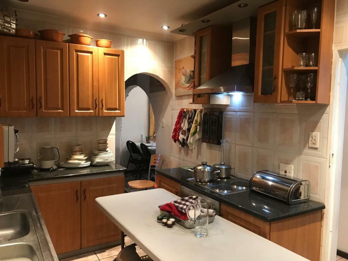 Turning Point Bed & Breakfast Cape Town Bagian luar foto